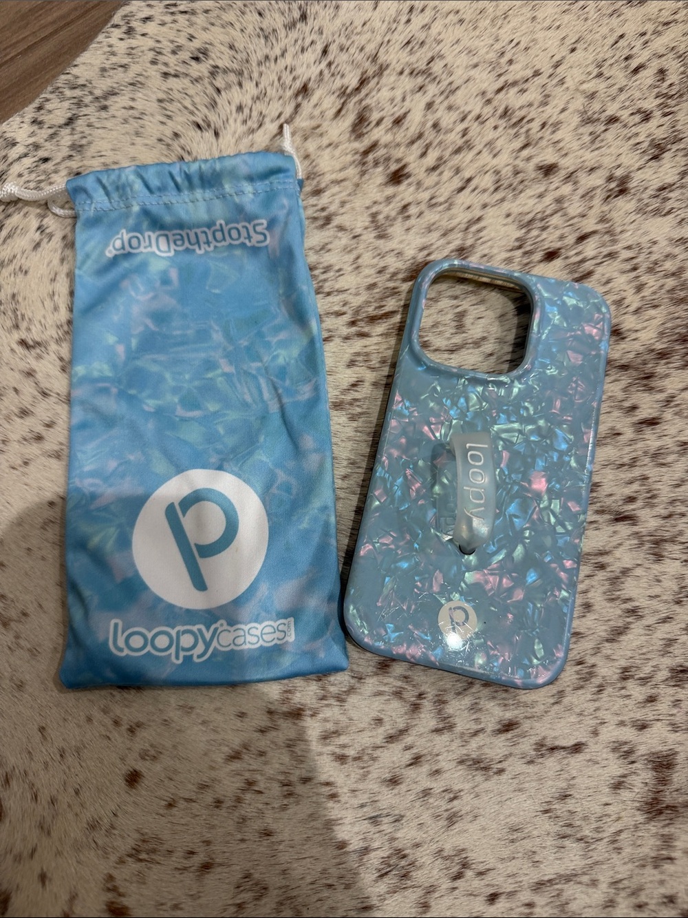 Loopy Case Blue Iridescent Phone Case with Loop Grip